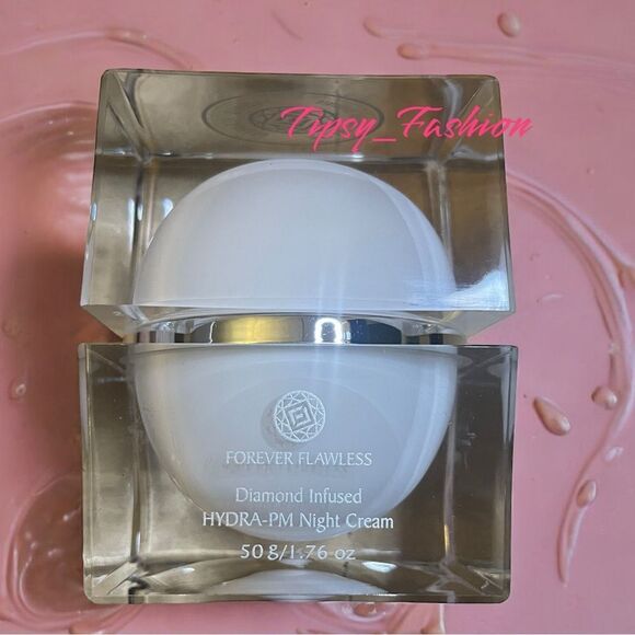 Forever Flawless Night Cream White Diamond Infused HYDRA-PM NEW - Picture 5 of 5